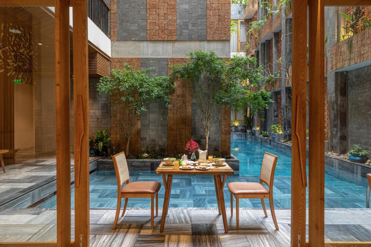 Daisy Boutique Hotel Дананг Экстерьер фото
