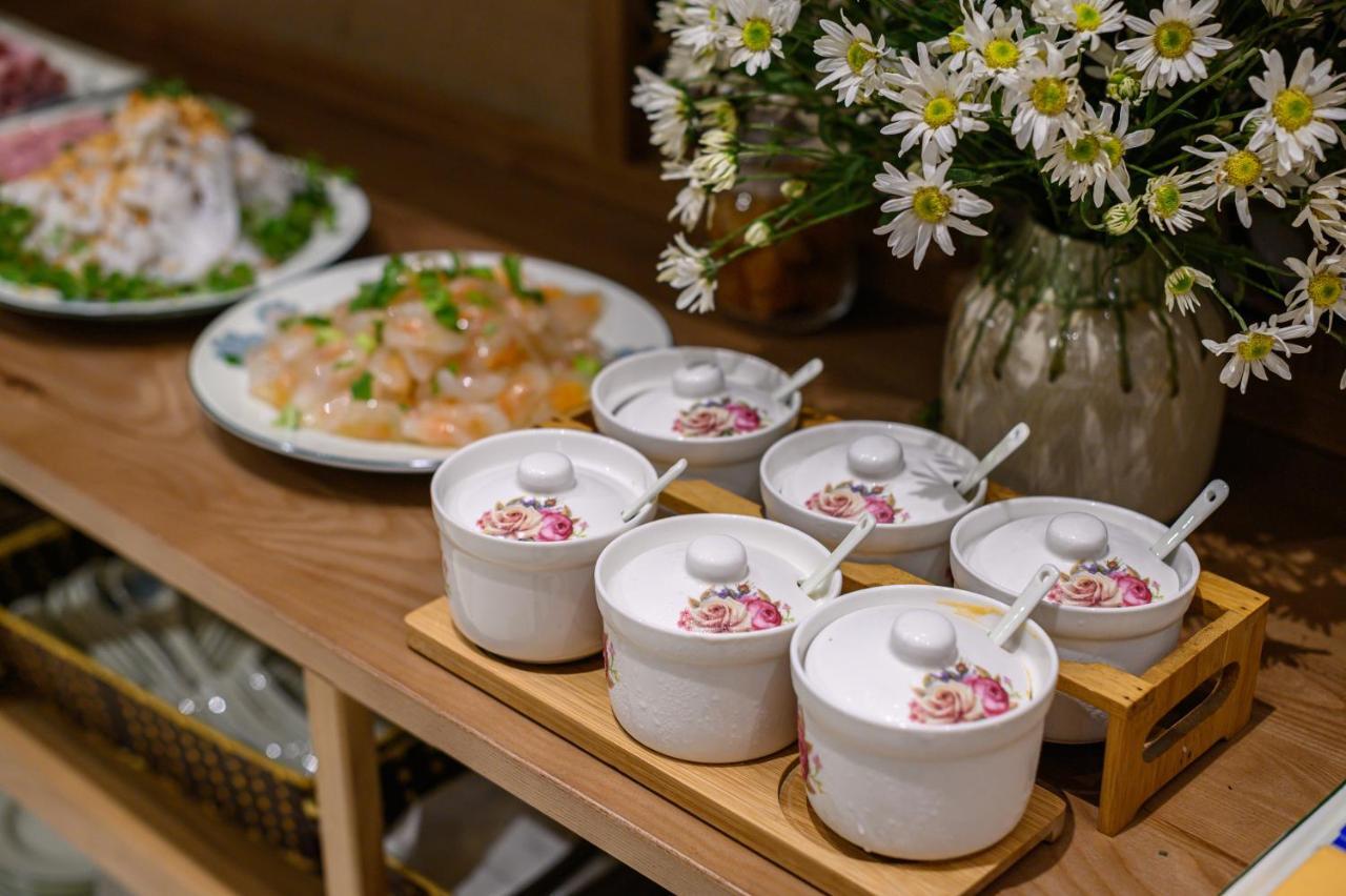 Daisy Boutique Hotel Дананг Экстерьер фото